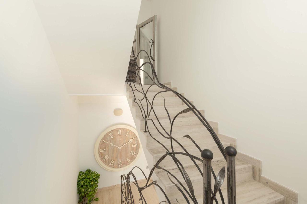 B&B Le Radici Del Salento Luxury Rooms San Pancrazio Salentino Exterior photo